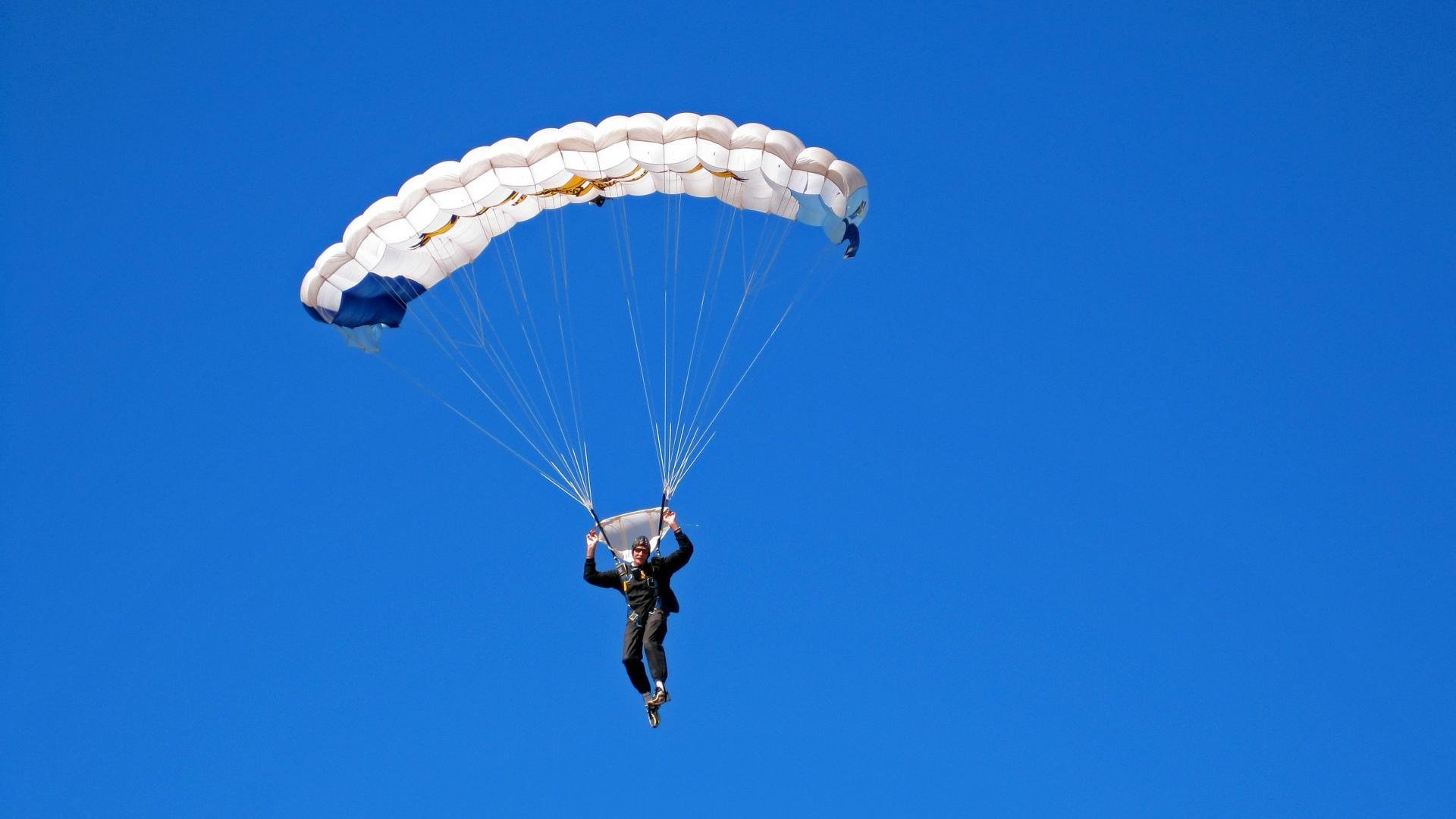 羽坛新纪元，印尼队完胜法国队，石宇奇刷新纪录改写历史